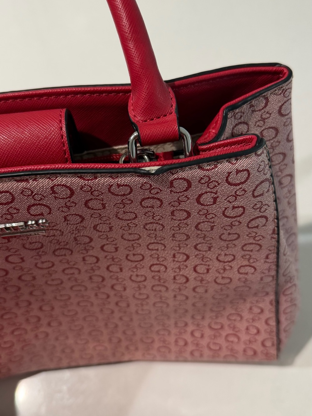 GUESS bundle bag - Picture 3 of 9
